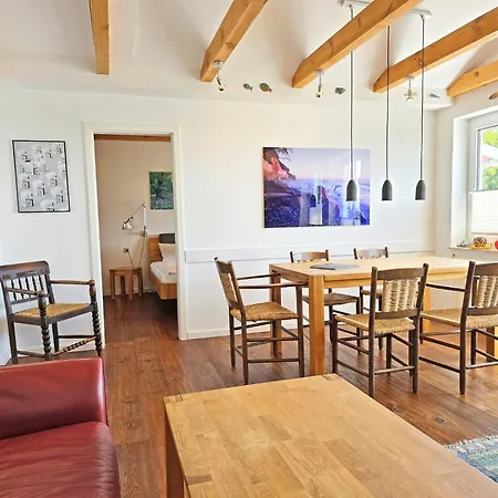 Lorenz Apartment *